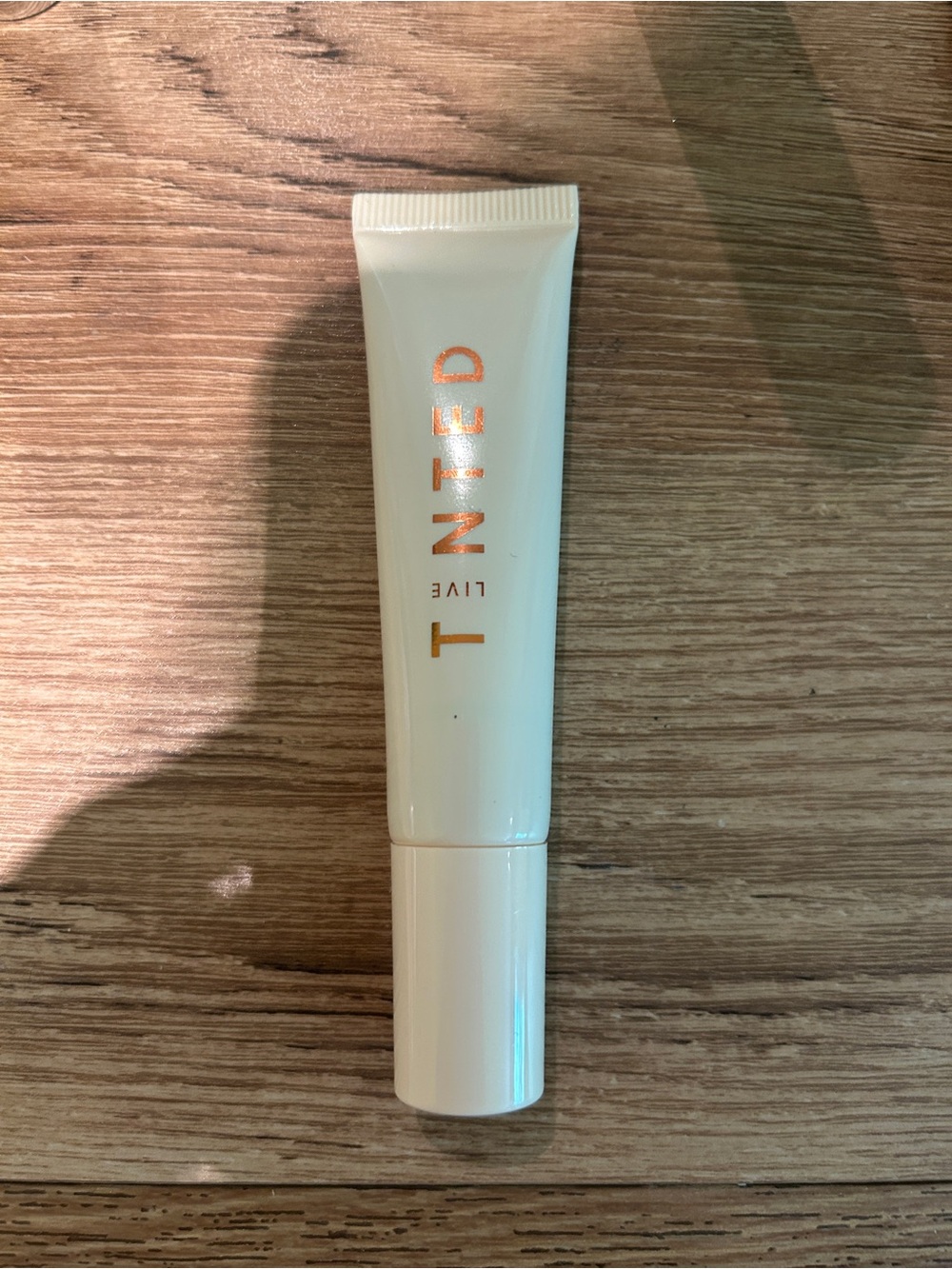 live tinted brightening eye cream